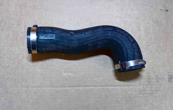 Volkswagen Arteon Shooting Brake Intercooler hose/pipe 5WA145832 17210859 11721