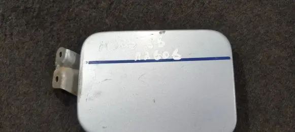Mazda 323 Fuel tank cap