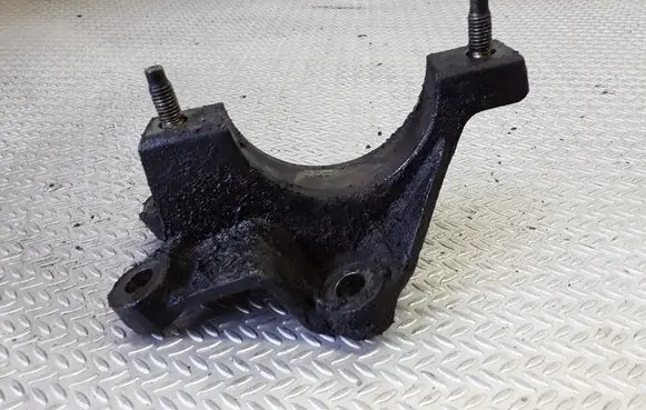 Ford Fiesta Driveshaft support bearing bracket 