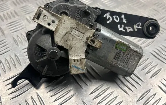 Peugeot 307 Rear window wiper motor 9640961380