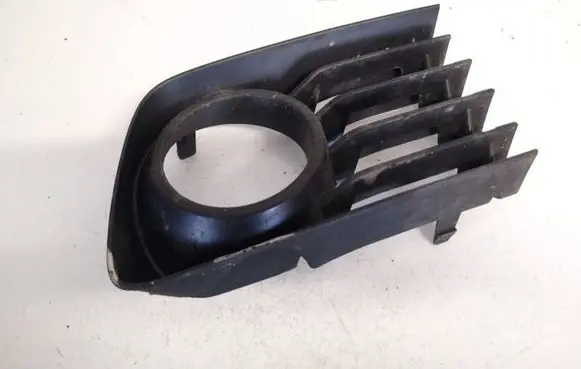 Toyota Prius (XW20) Front bumper lower grill 5311247030 53112-47030