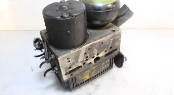 Mercedes-Benz E W211 ABS Pump 0265960029