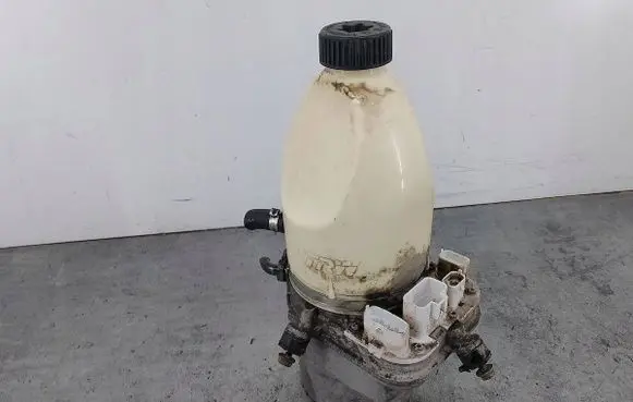Opel Vectra C Power steering pump TRW