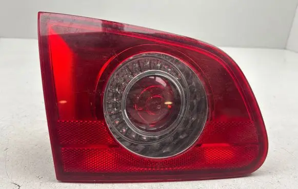 Volkswagen PASSAT B6 Tailgate rear/tail lights 3C9945093