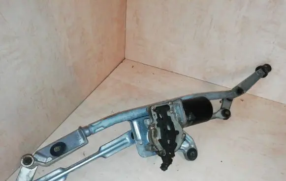 Volvo XC70 Front wiper linkage and motor 8648345 320219021