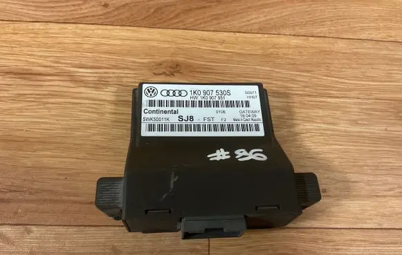 Volkswagen Caddy Gateway control module 1K0907530S 5WK50011K 1K0907951