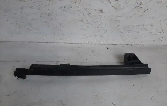 Hyundai i30 Rear door windshield rail 83545A5000