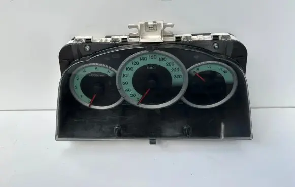 Toyota Corolla Verso AR10 Speedometer (instrument cluster) MB2574303100