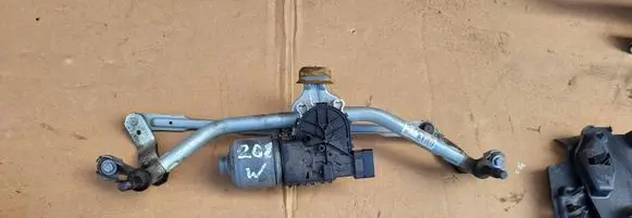Peugeot 208 I Front wiper linkage and motor 3397021391 9673222580 1301141316