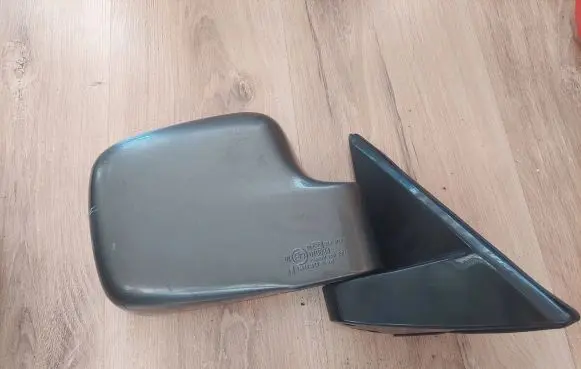 Opel Monterey Front door electric wing mirror E13010624 E13024172 8223