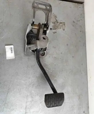 Jaguar XE Brake pedal T2H6583