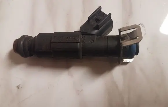 Mazda 6 Fuel injector 0280156154