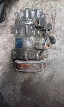 Volvo V50 Air conditioning (A/C) compressor (pump) 3m5h19d629hd QH639061H 91009192