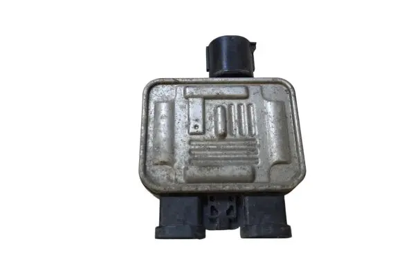 Coolant fan relay