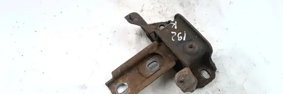 Mazda 2 Gearbox mounting bracket