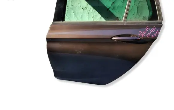 Opel Astra K Rear door 