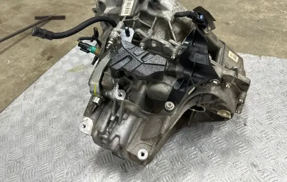 Renault Captur II Manual 6 speed gearbox JT4021 320107956R A030924
