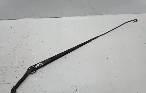 Mitsubishi Colt Front wiper blade arm