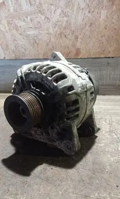 Renault Megane III Generator/alternator 8200660025