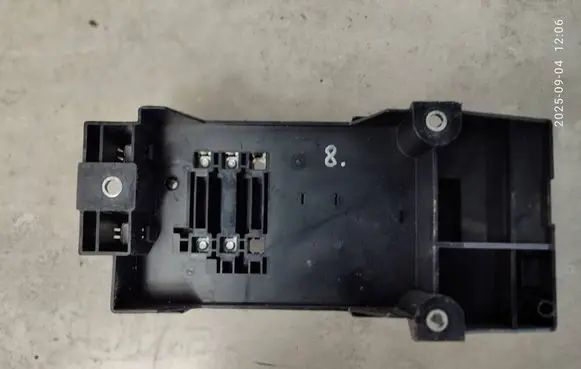 Lexus GS 300 350 430 450H Fuse module 71405036