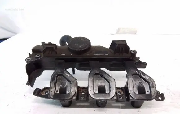 Opel Vivaro Oil breather separator 8200924262
