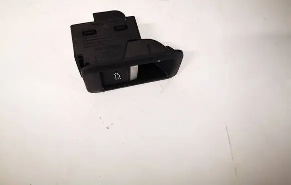 Audi Q4 e-tron Electric window control switch 5K0959831 8Y0959829
