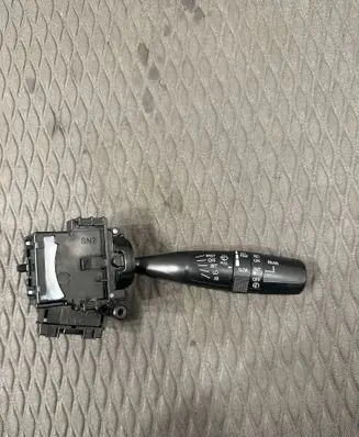 Suzuki Swift II Wiper control stalk 0828sd