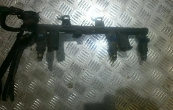 Peugeot 406 Fuel main line pipe 0280150446