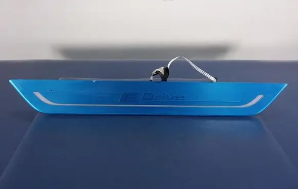 Foot area side trim