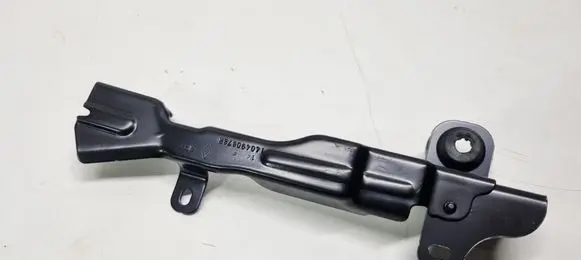 Renault Clio V Other engine bay part 140490878R