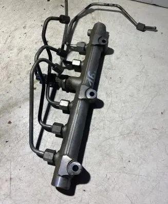 Hyundai H-1, Starex, Satellite Fuel main line pipe 0445214198 014588L3