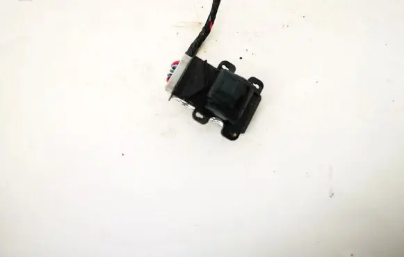 Mitsubishi Carisma Electric window control switch m20783