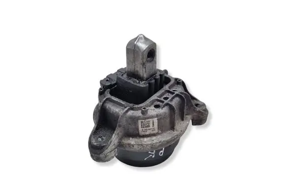BMW 5 F10 F11 Engine mount bracket 6785601