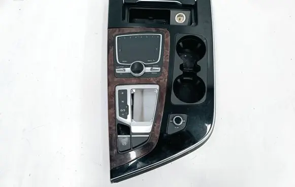 Audi Q7 4M Center console 4M1864261A 4M1863273