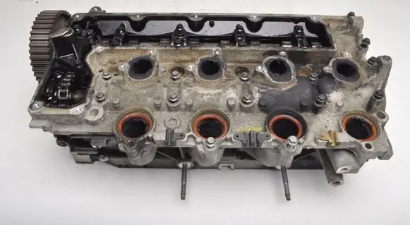 Volvo C30 Engine head 9641752610