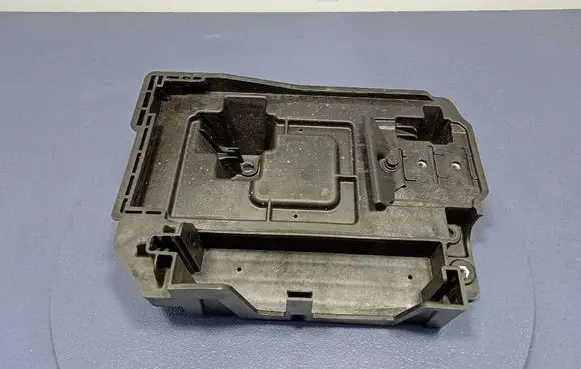 KIA Sportage Battery box tray 37150N7000
