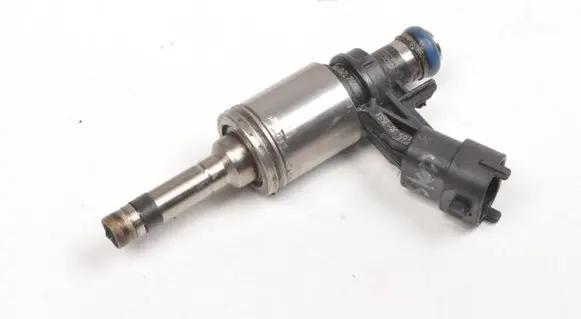Ford Fusion II Fuel injector FB5E9F593AC