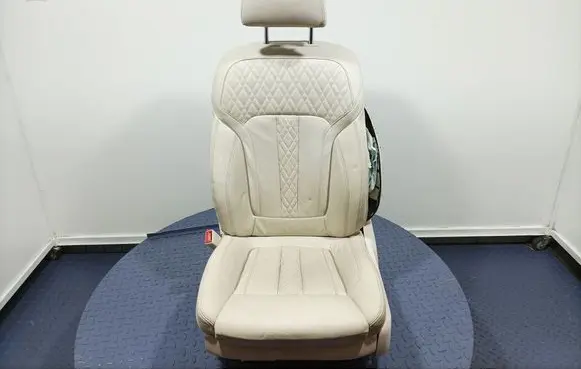 Audi A4 S4 B7 8E 8H Front driver seat 