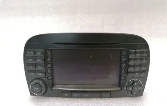 Mercedes-Benz SL R230 Radio/CD/DVD/GPS head unit A2308204289 A2308203689
