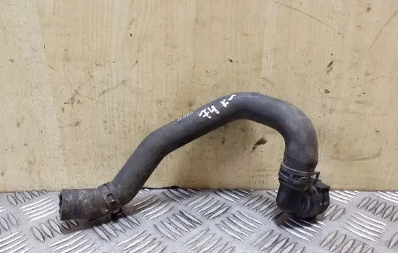 Volkswagen Touran I Engine coolant pipe/hose 1T0122157Q