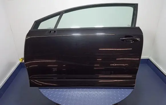 Citroen C4 I Front door