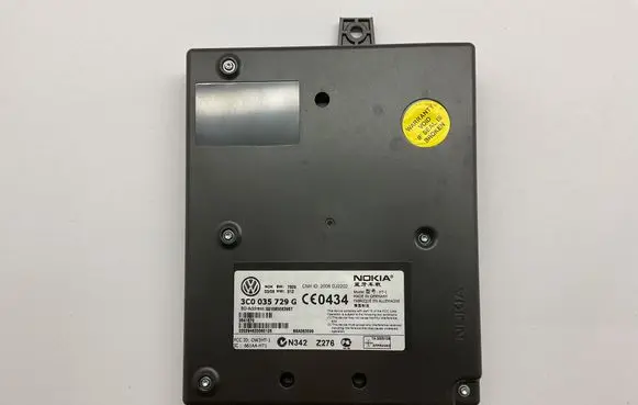 Volkswagen PASSAT B6 Phone control unit/module 3C0035729G B6A063599 001085E839B7