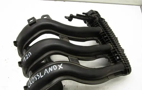Opel Crossland X Intake manifold 9673063980