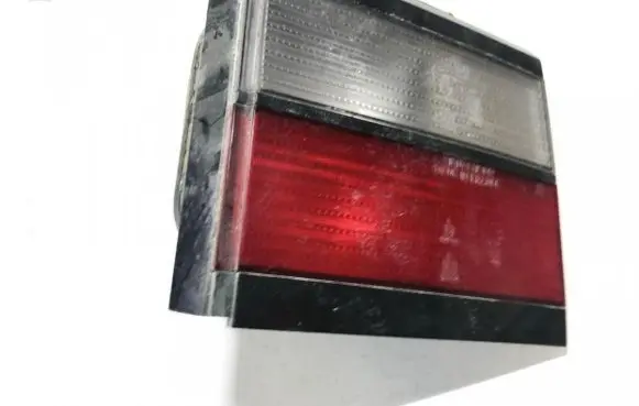 Volkswagen PASSAT B3 Tailgate rear/tail lights 333945108