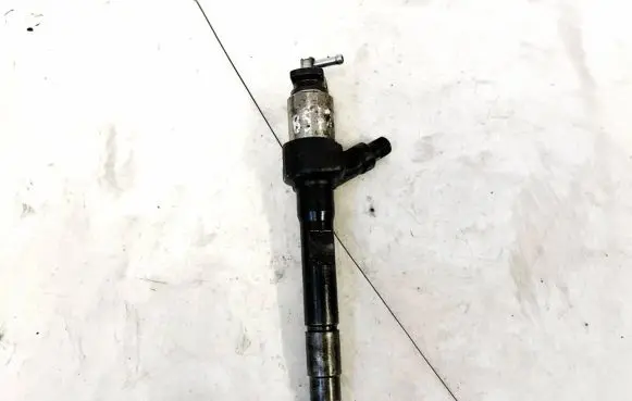 Mazda 3 II Fuel injector R2AA13H50