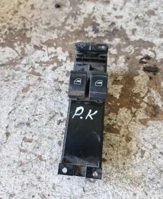 Volkswagen PASSAT B5 Electric window control switch