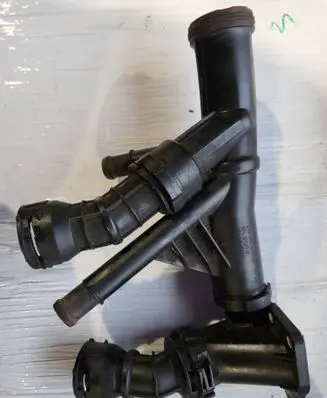 Thermostat/thermostat housing