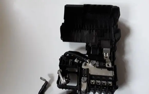 Opel Corsa E Battery control module 13491092