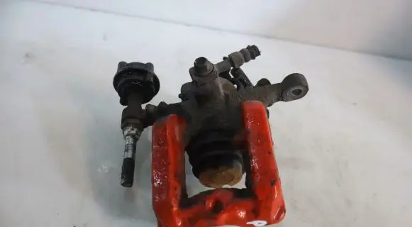 Chevrolet Cruze Rear brake caliper