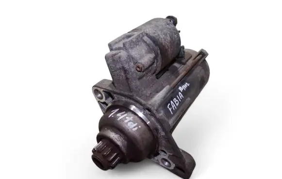 Skoda Fabia Mk2 (5J) Starter motor 02Z911024J